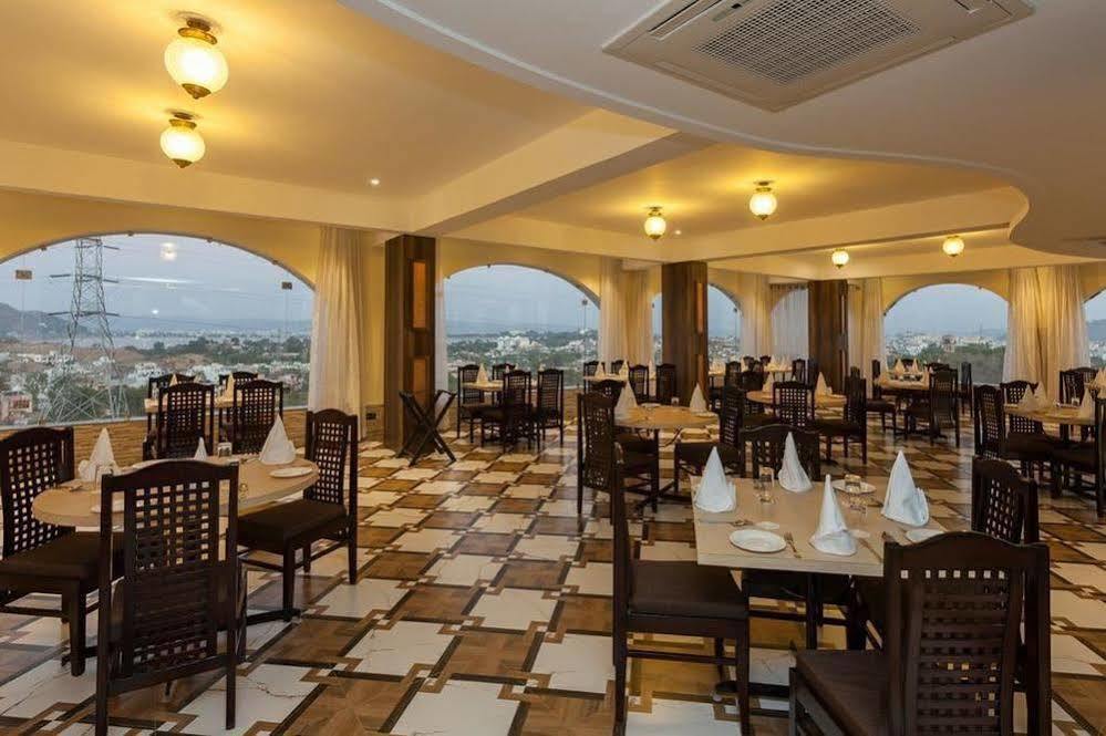 Mewargarh Udaipur By Red Lion S Hotel Exterior foto